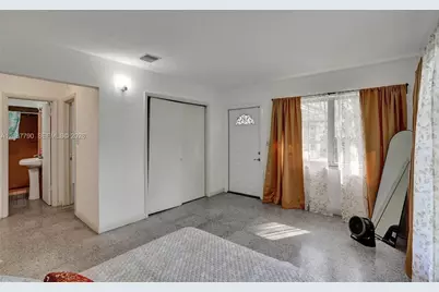 18500 NE 23rd Ct, Miami, FL 33180 - Photo 31