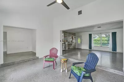 18500 NE 23rd Ct, Miami, FL 33180 - Photo 13