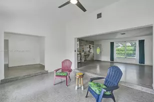 18500 NE 23rd Ct, Miami, FL 33180 - Photo 13