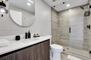580 72 Unit 1110, Miami, FL 33141 - Photo 25