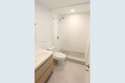 427 Santander Ave #202, Coral Gables, FL 33134 - Photo 9