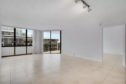 1901 Brickell Ave #B1702, Miami, FL 33129 - Photo 7