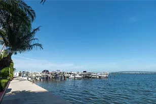 1901 Brickell Ave, Miami, FL 33129 - Photo 19