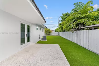 3900 SW 67th Ave, Miami, FL 33155 - Photo 5