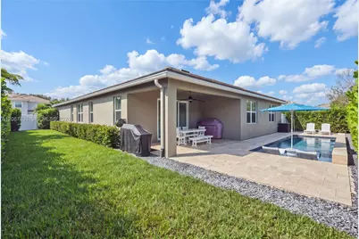 2590 SW Berry Park Cir, Palm City, FL 34990 - Photo 5