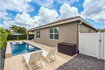2590 SW Berry Park Cir, Palm City, FL 34990 - Photo 35