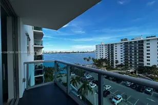 7525 E Treasure Dr, North Bay Village, FL 33141 - Photo 1