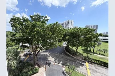 3300 NE 191st St #512, Aventura, FL 33180 - Photo 11