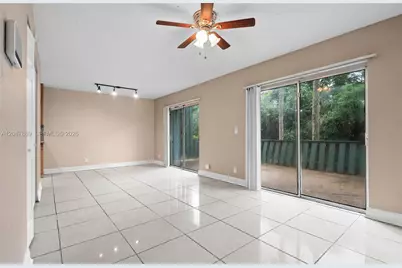 8913 NW 28th Dr #D, Coral Springs, FL 33065 - Photo 3
