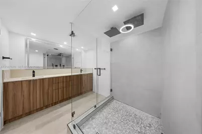 1000 Quayside Ter #903, Miami, FL 33138 - Photo 13