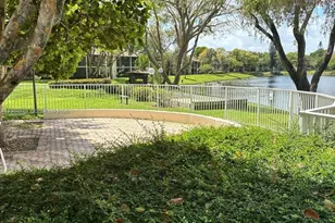 1969 SW 15th St, Deerfield Beach, FL 33442 - Photo 25