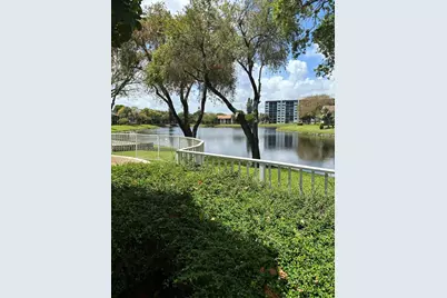 1969 SW 15th St #93, Deerfield Beach, FL 33442 - Photo 3