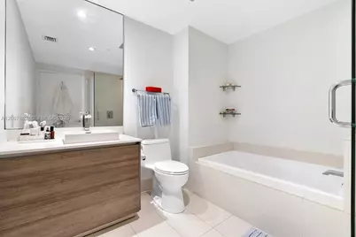 1100 S Miami Ave #1609, Miami, FL 33130 - Photo 17