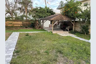 208 NE 22 Nd Ave, Pompano Beach, FL 33062 - Photo 17