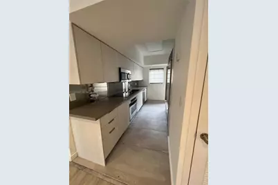 932 7th St #932D, Miami Beach, FL 33139 - Photo 9