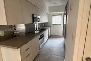 932 7th St, Miami Beach, FL 33139 - Photo 9