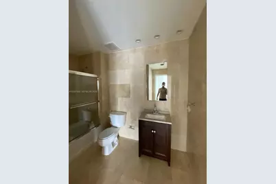 234 NE 3rd St #1701, Miami, FL 33132 - Photo 19