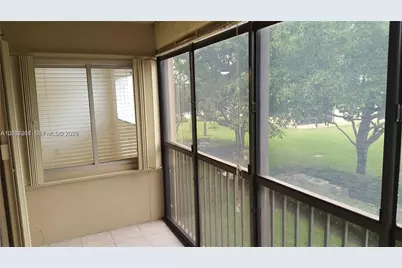 1650 SW 124th Ter #204D, Pembroke Pines, FL 33027 - Photo 9