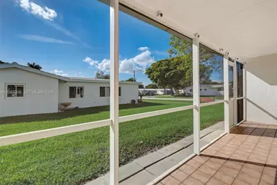 1651 NW 85th Ave, Plantation, FL 33322 - Photo 17