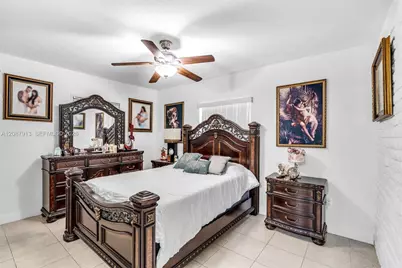 735 NW 129th St, North Miami, FL 33168 - Photo 13