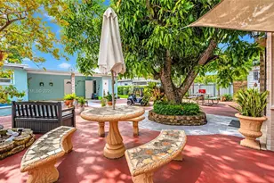 735 NW 129th St, North Miami, FL 33168 - Photo 17
