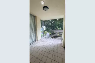 17890 W Dixie Hwy 215 Hwy #215, North Miami Beach, FL 33160 - Photo 1