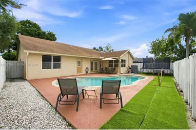 5346 NW 99th Way, Coral Springs, FL 33076 - Photo 17