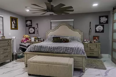 1621 E 6th Ave, Hialeah, FL 33010 - Photo 13