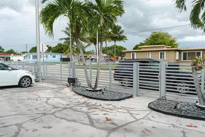 1621 E 6th Ave, Hialeah, FL 33010 - Photo 5