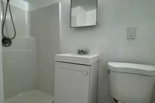 25 SW 10th St, Dania Beach, FL 33004 - Photo 5