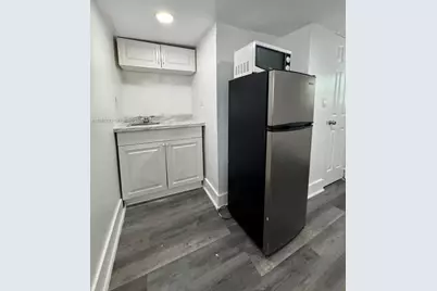 25 SW 10th St #11, Dania Beach, FL 33004 - Photo 3