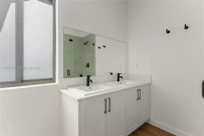 425 SW Palm Ter #425, Florida City, FL 33034 - Photo 3
