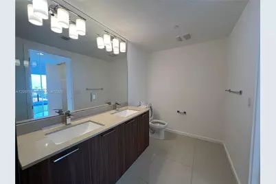 5300 Paseo Blvd #711, Doral, FL 33166 - Photo 13