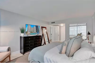 2030 S Ocean Dr #1621, Hallandale Beach, FL 33009 - Photo 9