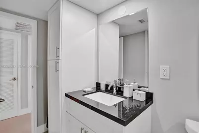 2030 S Ocean Dr #1621, Hallandale Beach, FL 33009 - Photo 17