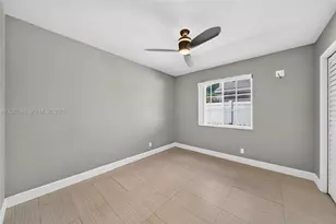 20141 NW 10th St, Pembroke Pines, FL 33029 - Photo 49