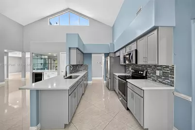 20141 NW 10th St, Pembroke Pines, FL 33029 - Photo 21