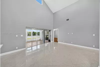 20141 NW 10th St, Pembroke Pines, FL 33029 - Photo 17