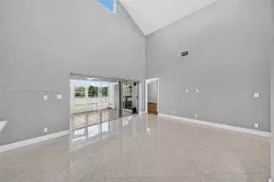 20141 NW 10th St, Pembroke Pines, FL 33029 - Photo 17