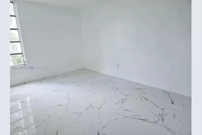 9682 Fontainebleau Blvd #207, Miami, FL 33172 - Photo 9