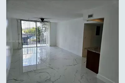 9682 Fontainebleau Blvd #207, Miami, FL 33172 - Photo 7