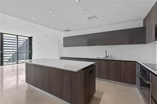 88 SW 7th St, Miami, FL 33130 - Photo 3