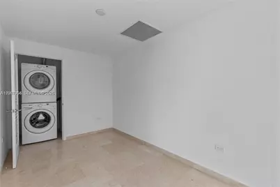 88 SW 7th St #904, Miami, FL 33130 - Photo 19