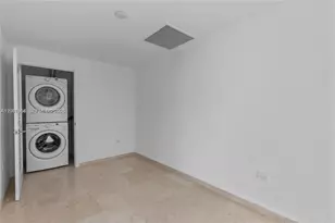 88 SW 7th St, Miami, FL 33130 - Photo 19