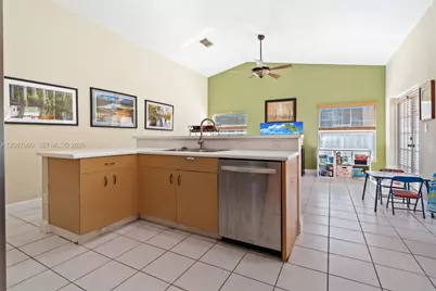4931 SW 152nd Ave, Miramar, FL 33027 - Photo 11