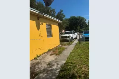 1291 NW 57th St #1291, Miami, FL 33142 - Photo 9