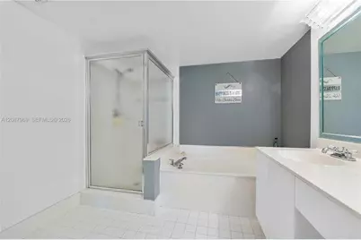 5952 Regal Glen Dr #102, Boynton Beach, FL 33437 - Photo 13