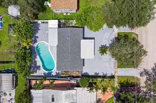 730 N 64th Ave, Hollywood, FL 33024 - Photo 23