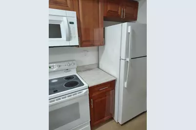 231 NW 83rd St #231, Miami, FL 33150 - Photo 5