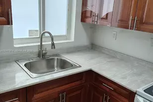 231 NW 83rd St, Miami, FL 33150 - Photo 5